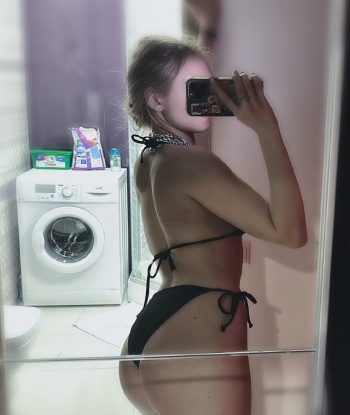 Оана, 21 год, 2 размер груди